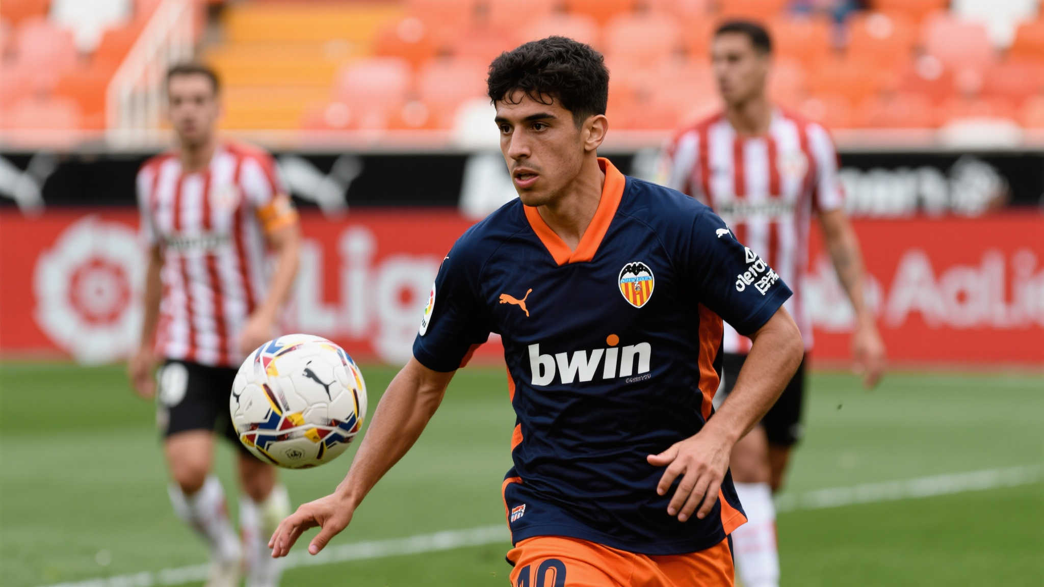 作为一名来自瓦伦西亚青训体系的重要成员，佩德罗阿莱